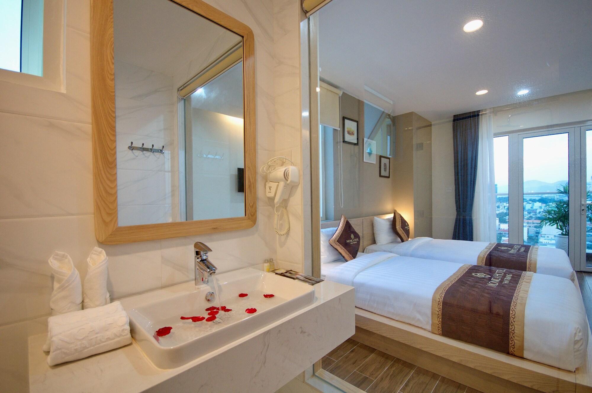 Khách sạn Monica Nha Trang